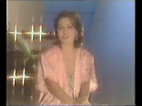 Mihaela Runceanu - E-adevarat iubirea mea...